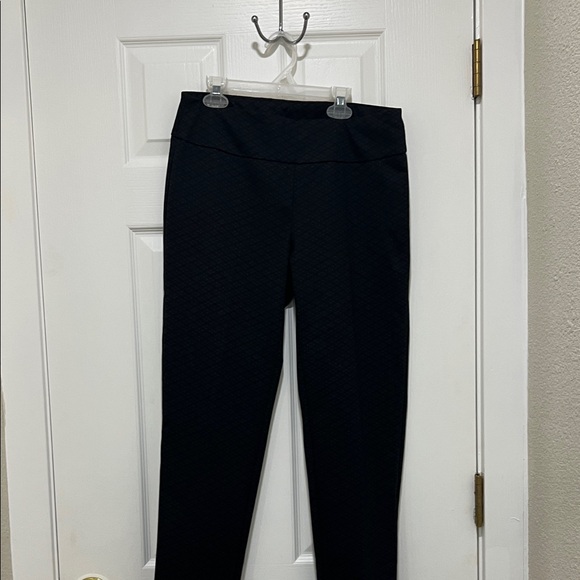 Zac & Rachel Pants - Zac & Rachel Black Textured Ponte Skinny Pants.
